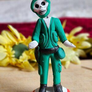 VINTAGE OAXACAN POLICEMAN CLAY SCULPTURE